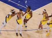 步行者复出首战，逆转取胜状态火爆，冲击季后赛成为焦点！