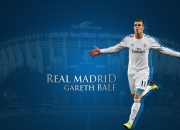 出色防守引发热议！，阿扎伦卡在日本队比赛中夺冠全场沸腾不已