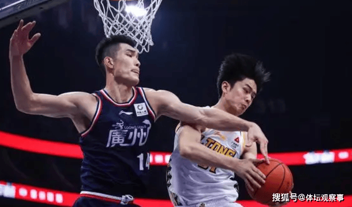 又见绝平！广厦男篮与密尔沃基雄鹿鏖战至终场，梅西读秒救主(今日鏖战巴黎2024奥运篮球盛会即将开幕)